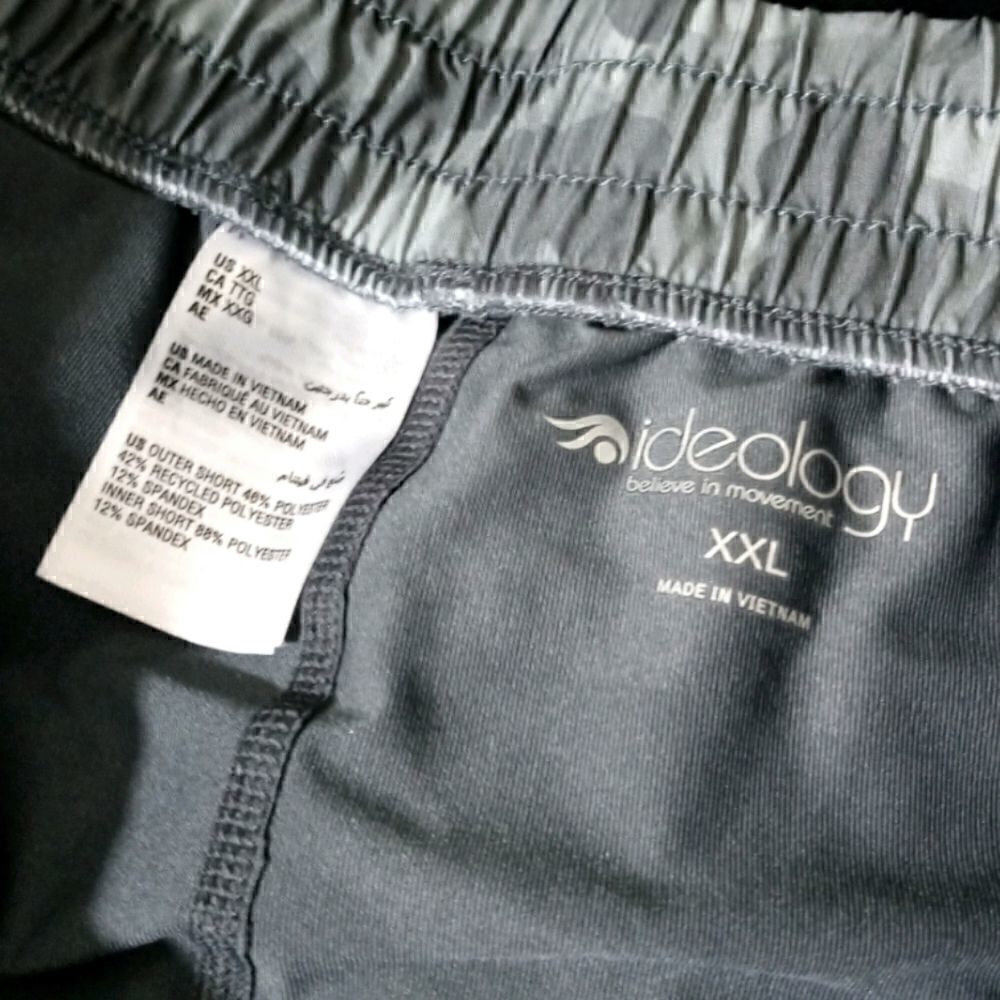 Ideology Performance Camo  Shorts -S - Picture 2 of 3